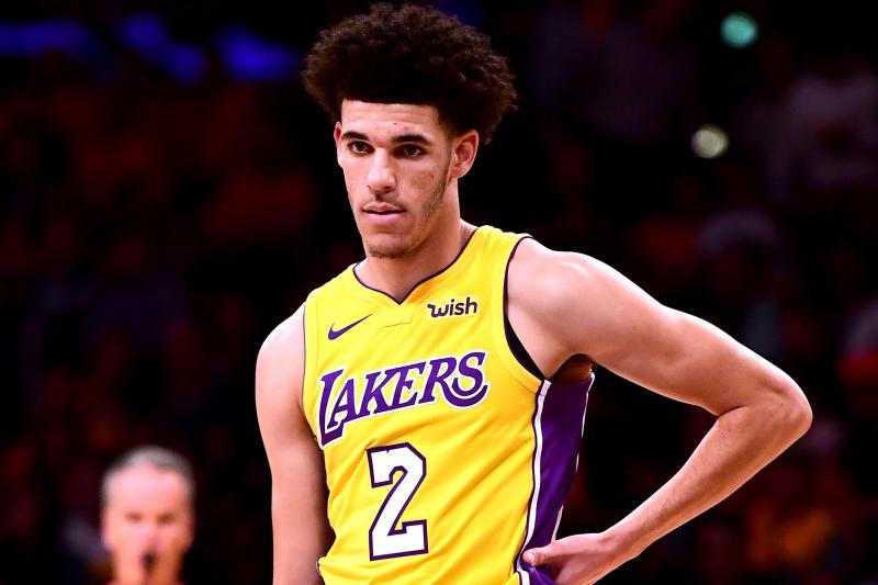 BleacherReport's tweet photo. Lonzo Ball, Lakers learn harsh reality that success doesn’t come overnight https://t.co/U8le95fNjy https://t.co/GcqRyJHGbA