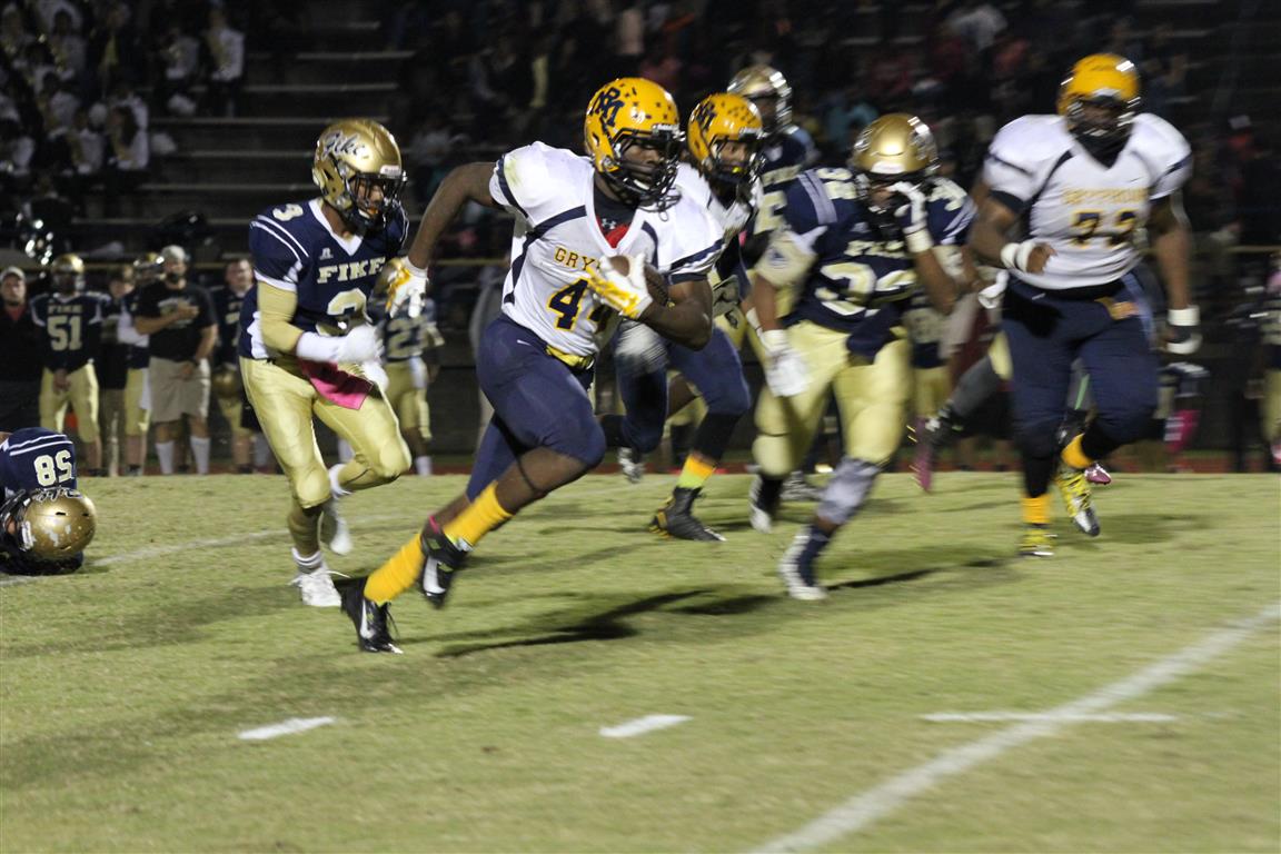 RMHSGryphonsFB's tweet photo. IT'S CONFERENCE GAME DAY! @RMHSGryphonsFB travels to @fikefball. Game time is 7PM at Fike HS Stadium in Wilson. #GoGryphons #GryphonPride https://t.co/4jF8gidclK