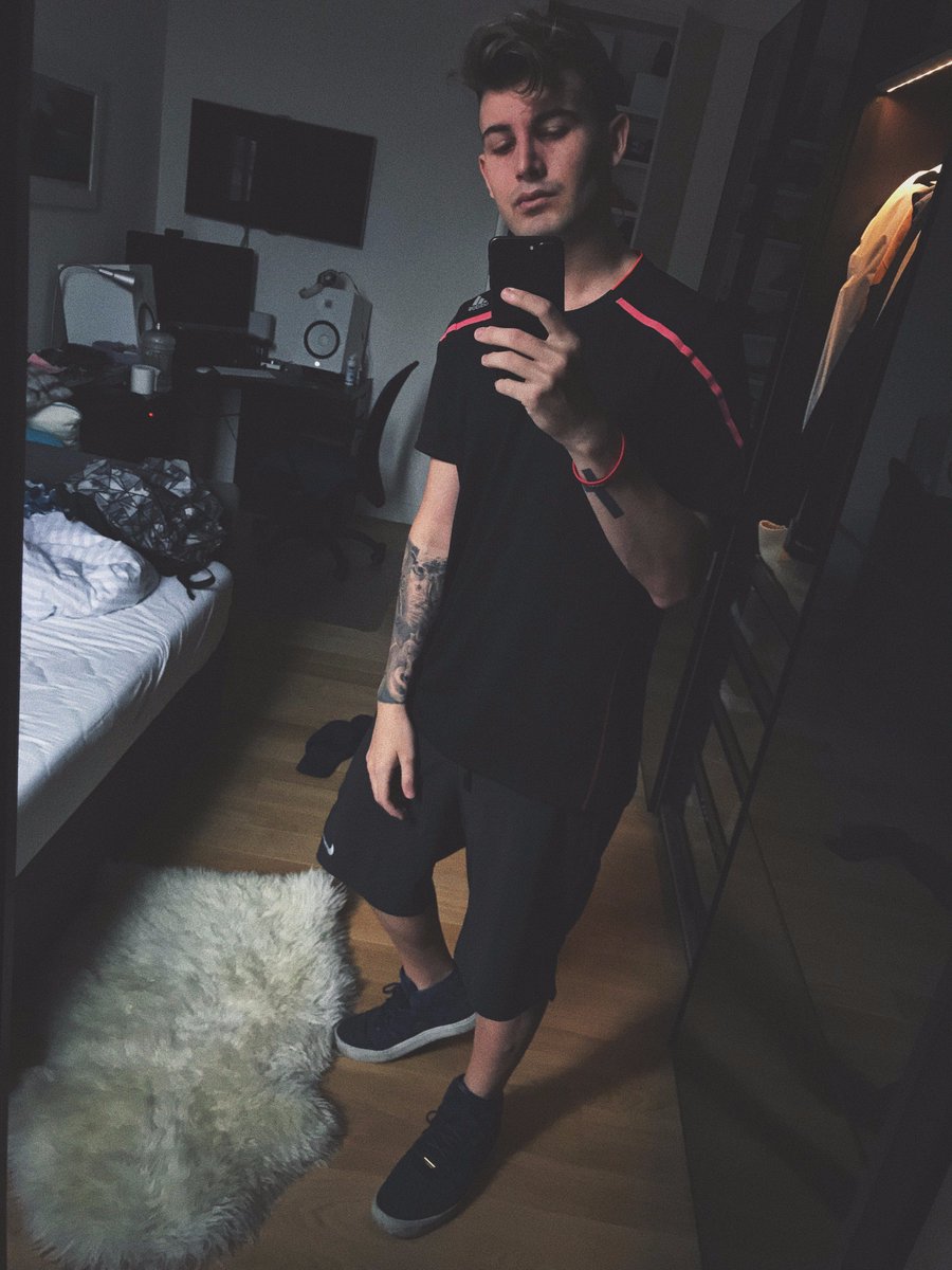 Wish i was at ADE... But next year i'll definitely be there! 💪