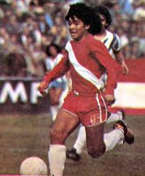 mixelan123's tweet photo. #20deOctubre de 1976 #DiegoMaradona hace su #Debut como jugador profesional con #ArgentinosJuniors #Mixelan https://t.co/sJf3K1Eflo