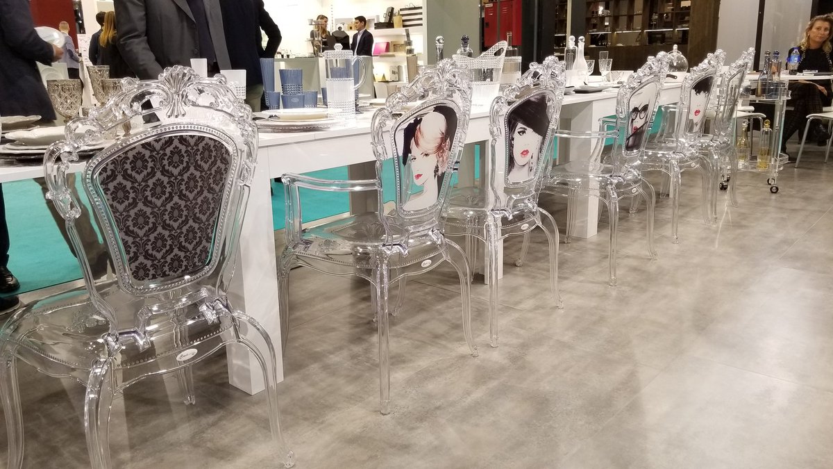 sarahcolandro's tweet photo. I would have to drag my Mom  (the crystal queen) out of here...but guess what...its all plastic!! #HostMilano2017 #ASID #CantBreakIt https://t.co/WU0Khnvr5U