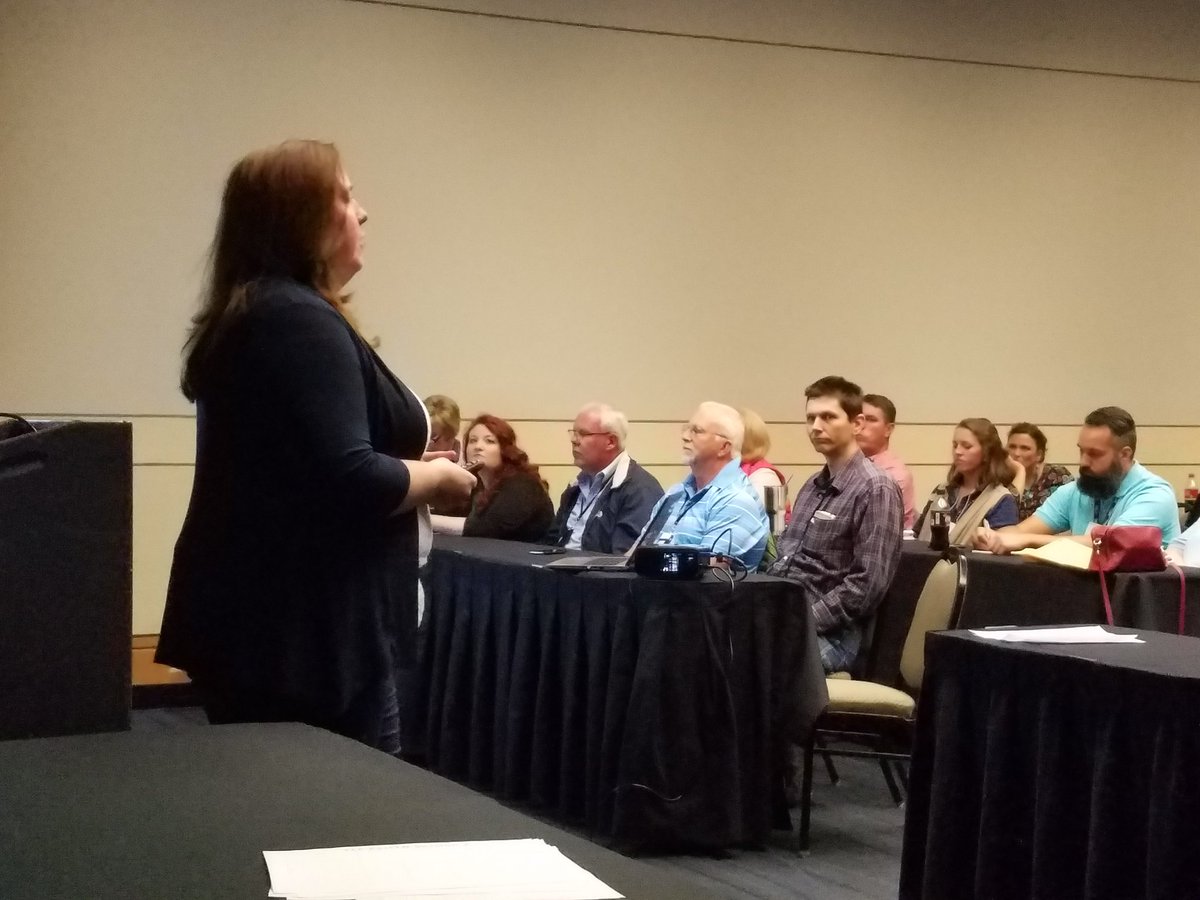 CandiCollier72's tweet photo. @DeborahKnoll rocks the teamwork discussion! #TNFLC17 https://t.co/wnausL7G2A