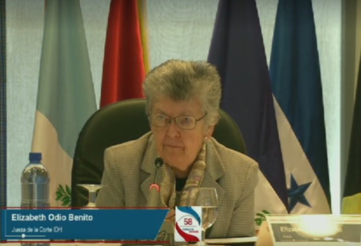 CorteIDH's tweet photo. Panel I. Género y derecho de personas LGBTI
Palabras de la Jueza Elizabeth Odio Benito, Corte IDH. https://t.co/Zj0tCmK8y7 #58PES https://t.co/QFkHkr4N5g