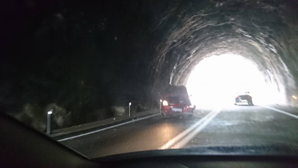 NOMSMORTSC55's tweet photo. #c55 #transitc55 #mobcat  Accident a l'alçada del túnel de la puda tot parat!! https://t.co/YAfCaGyxIU