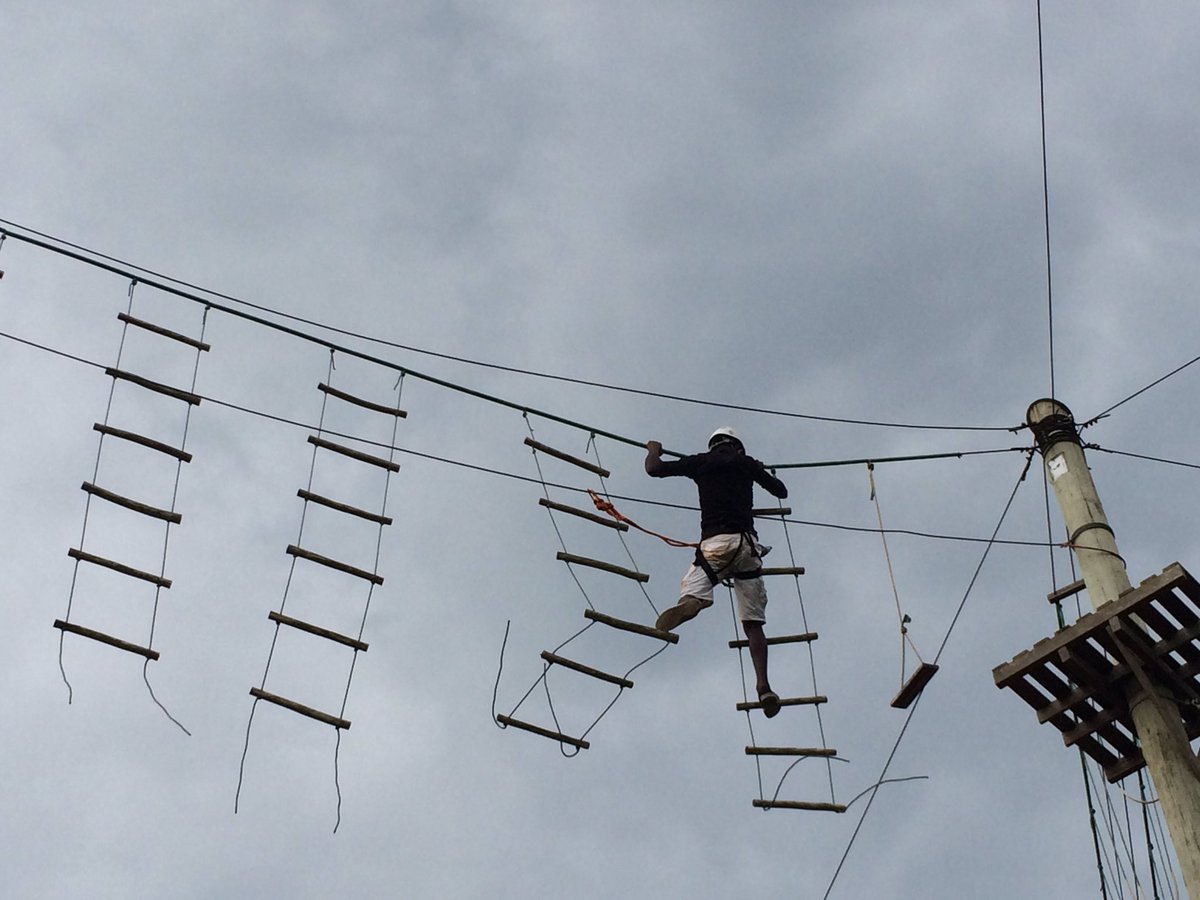 oworugambo's tweet photo. .@paulwebs1 is a real ninja worrior.
#XperienceExtremePark https://t.co/r5Nb3QIe4A