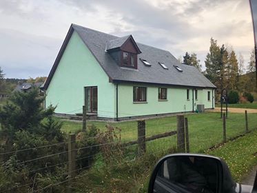 Look . A Bianchi house in Aviemore !!! How cool is that paint job.
