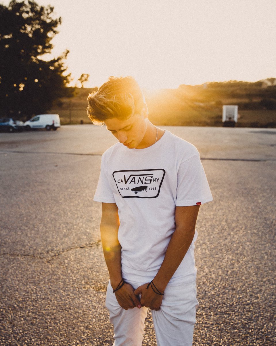 stangerards's tweet photo. Parking lots with Ivan and Emilio ☀️ https://t.co/ixL5zobvck
