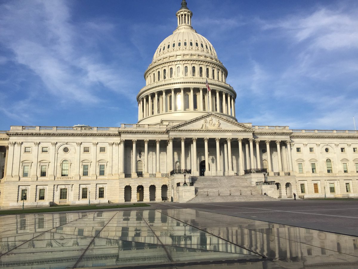 Room27Tweets's tweet photo. Capitol Beauty ๐ท O. Frankiewicz #AMSBDC2017 #AR5 @AmityMSBethany https://t.co/s36duyhn20