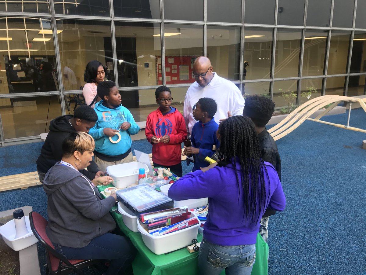 BOEAPS's tweet photo. THE STATE OF THE DISTRICT IS IN FULL EFFECT! HAPPY HOMECOMING ATLANTA PUBLIC SCHOOLS FAMILY!!! #APSCARES #APSBOE https://t.co/cjG52moAFn