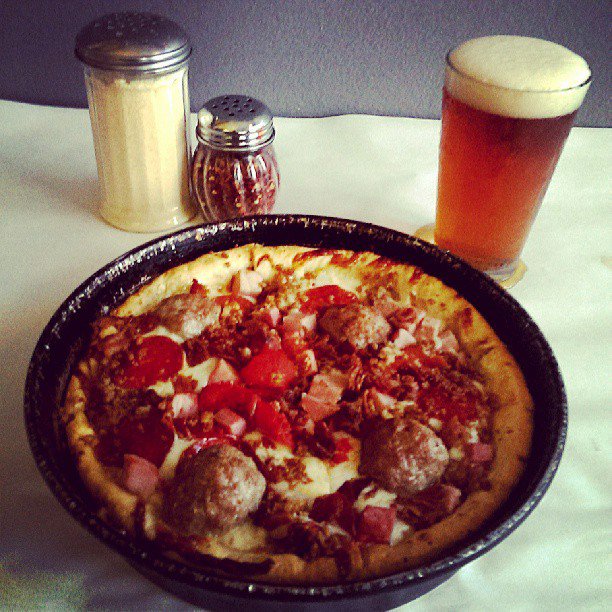 Because Friday lunch should be something special ... #pizzaandbeer #dontdisthedeepdish #TGIF