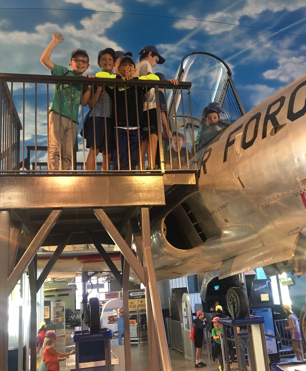 bxvsciencegirl's tweet photo. So much to explore at The Franklin Institute!
@BXVES_principal 
@ms_deljuidice 
#welovephilly https://t.co/0I0HXZOCrL
