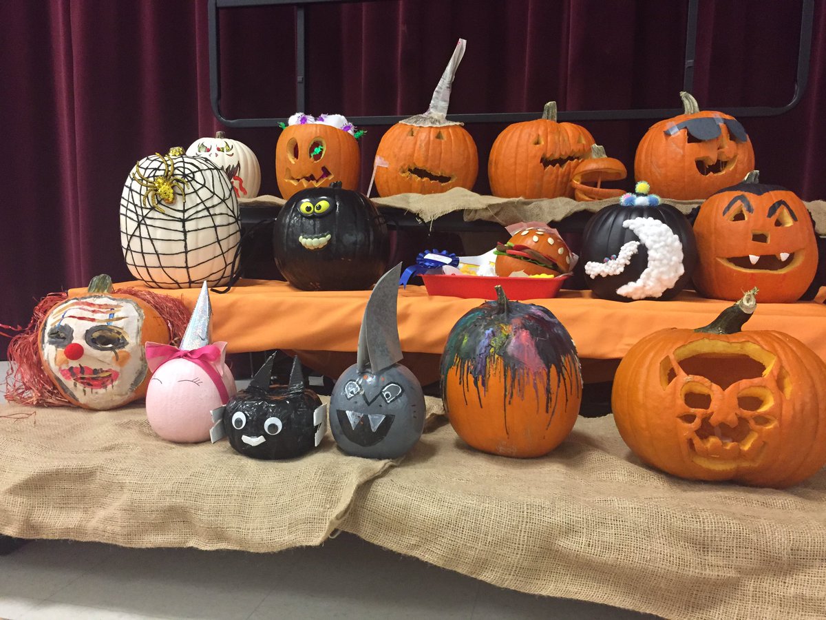 PinnaclePeakES's tweet photo. We love all our creative pumpkin carvers! https://t.co/iVkQqqgmK5