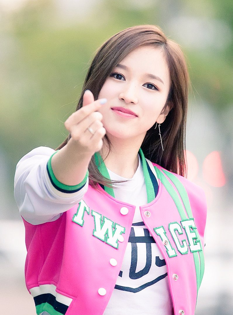 twicejune's tweet photo. フォロワー徐々に増えてきました、ありがとうございます!!🐧

でも、まだまだONCEの輪を広げていきたいです！特にミナペン！！

ということで...

#RTしたONCE全員フォロー

#RTしたONCE全員フォロー 

#RTしたONCE全員フォロー

絶対フォローします😇 https://t.co/DA4Fk6qT2P
