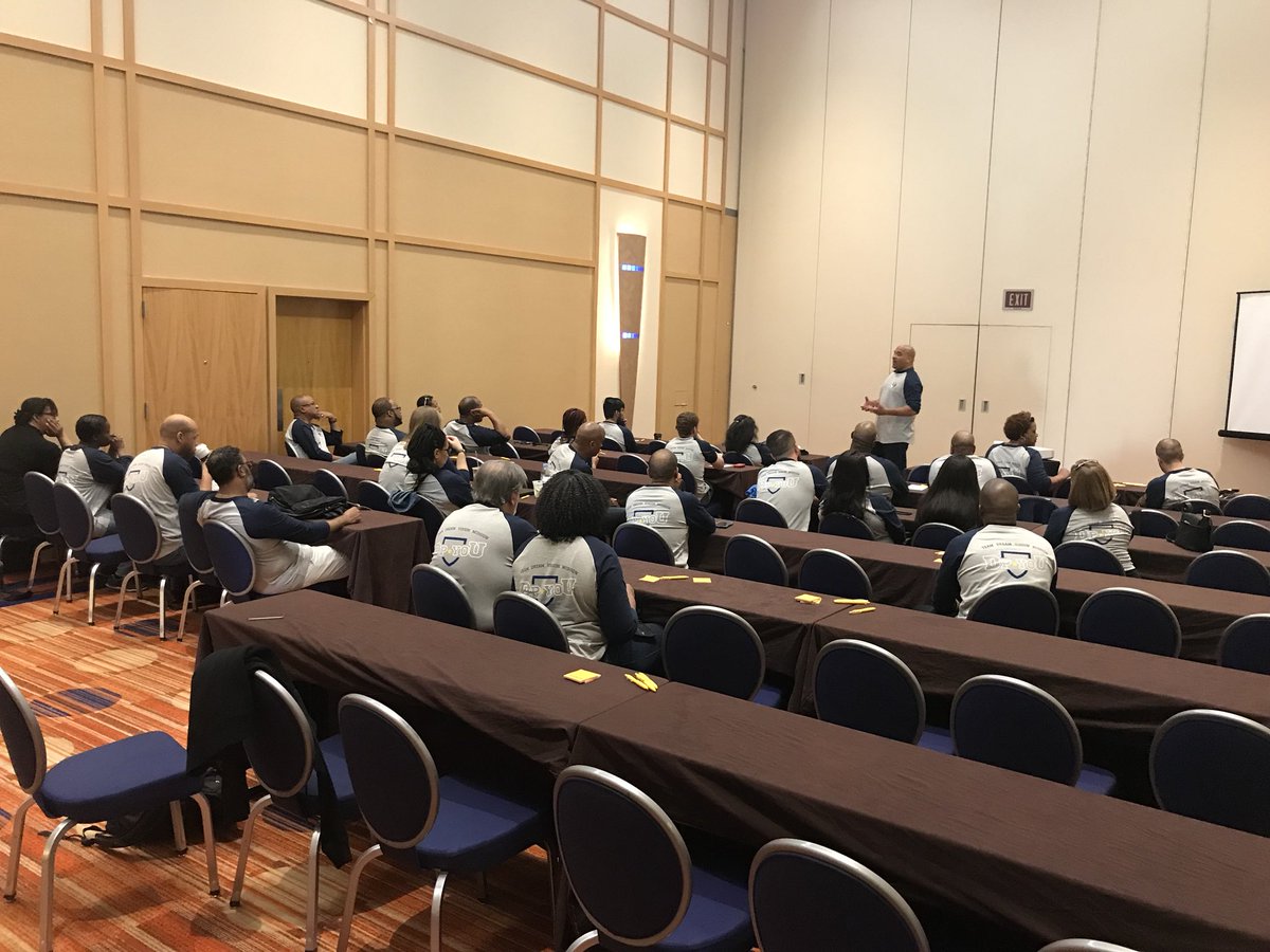 adamj42's tweet photo. The #D-Squad is getting fired up for #DPYou2017 #ProtectorsoftheDREAM #GreatnessAwaits https://t.co/xY67Qz5Mff