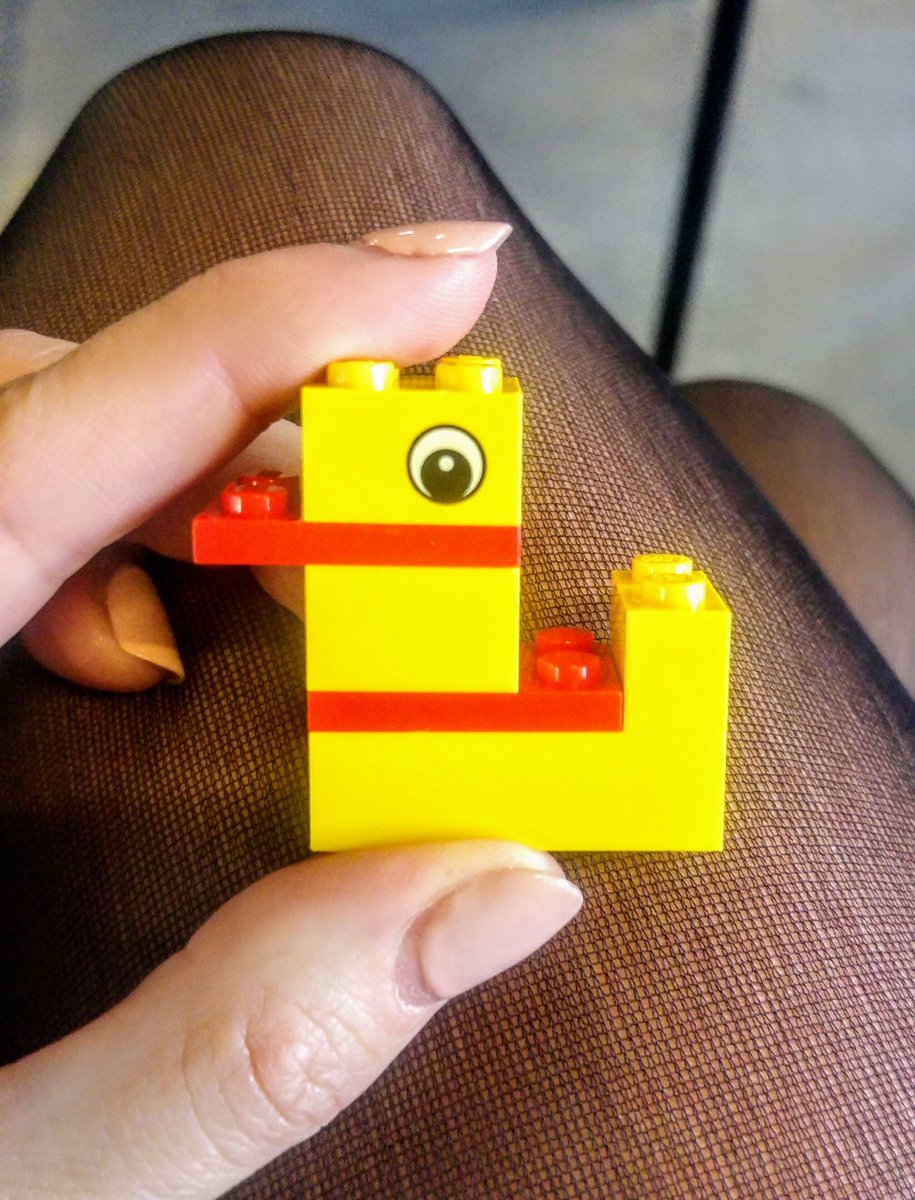 Giuro, è per lavoro! Grande workshop di <a href="/LEGOSERIOUSPLAY/">SERIOUS PLAY</a>: le mani sanno più della mente #SMDAYIT