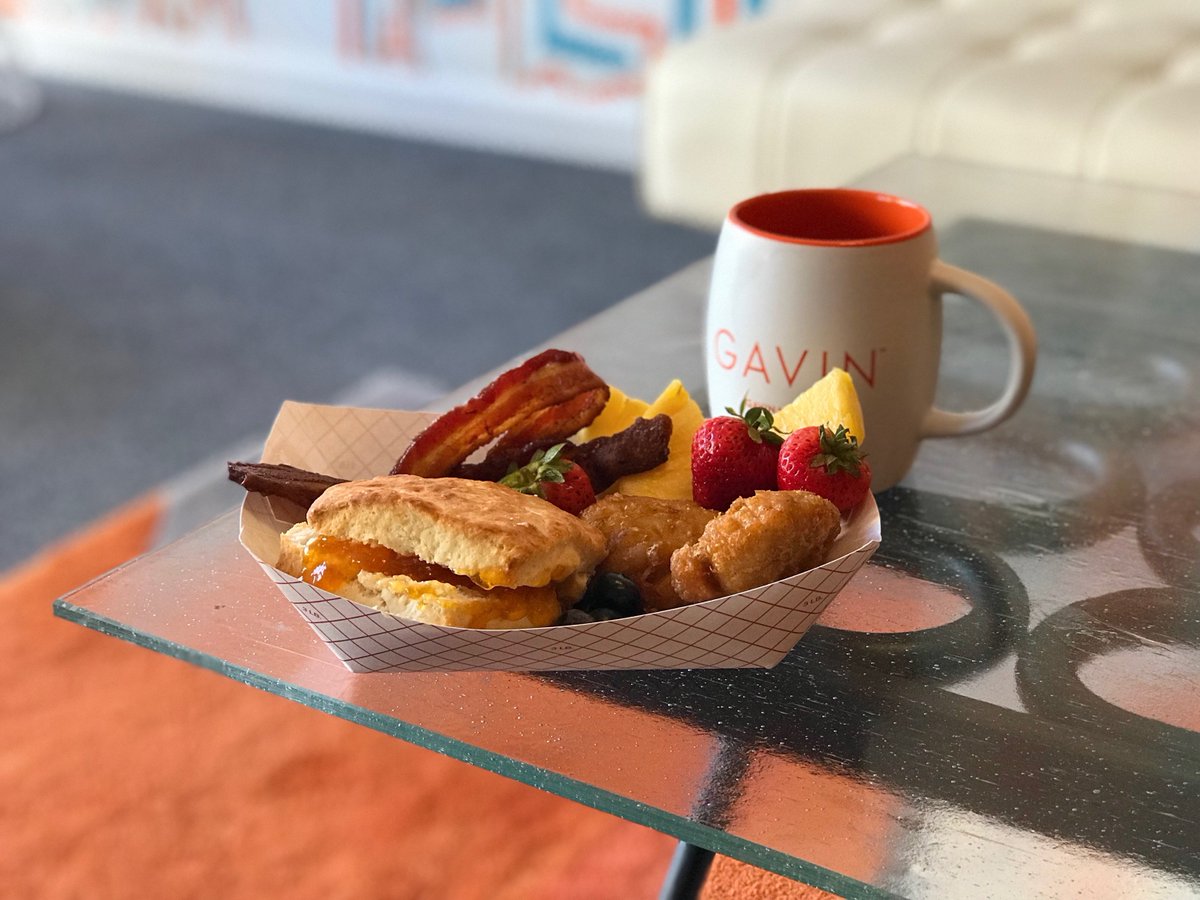 Be jealous. We got <a href="/roostuncommon/">ROOSTFOOD</a> to cater a smashing breakfast for the Gavin crew this morning. #gavinfun #iloveyorkcity