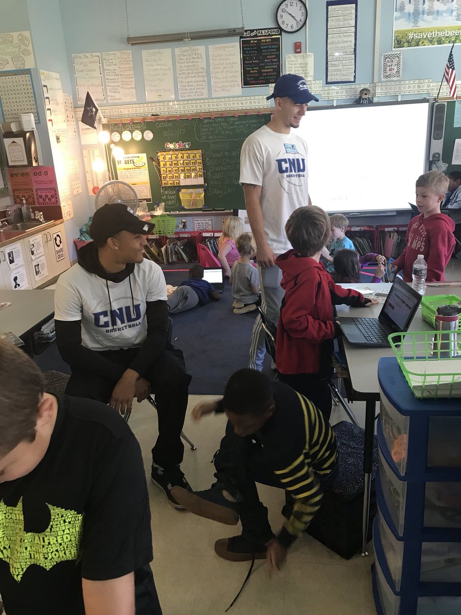 CNUHoops_'s tweet photo. CNU guards Brandon Edmond and Brock Geiman doing some community service at Deer Park Elementary School https://t.co/iRHd2FGb7P
