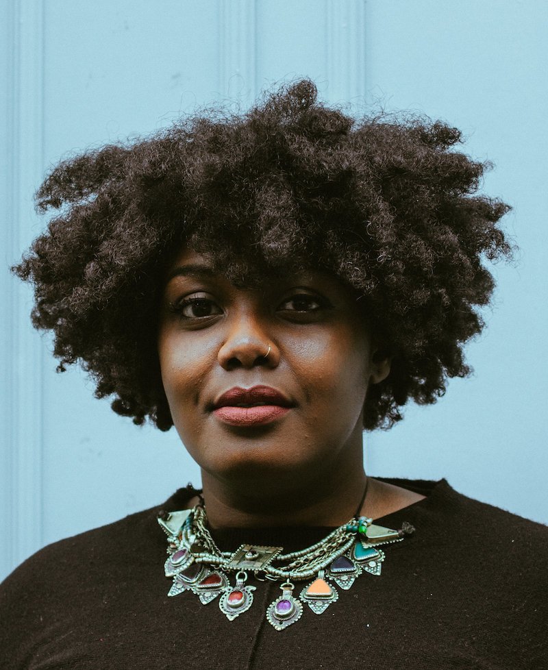 Nottm_Contemp's tweet photo. Fancy a pint and live music after work? @Yazmin_Lacey will be here performing her Black Moon EP. Free. 5pm. Cafe/Bar #OctoberDialogues2017 https://t.co/BuQ9rRQkvB