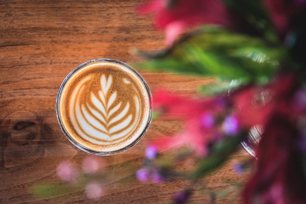 We host three free coffee tastings every week! Fridays at 2pm at Ozo Pearl and the Ozo Roastery Cafe and Saturdays at 2pm at Ozo Longmont.