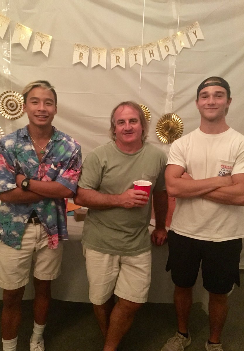 Jtodd_30's tweet photo. Happy birthday @ashleyykincaid I wish I had a picture of your face when you flipped over the kayak but I don’t https://t.co/eUj0Nmux9a