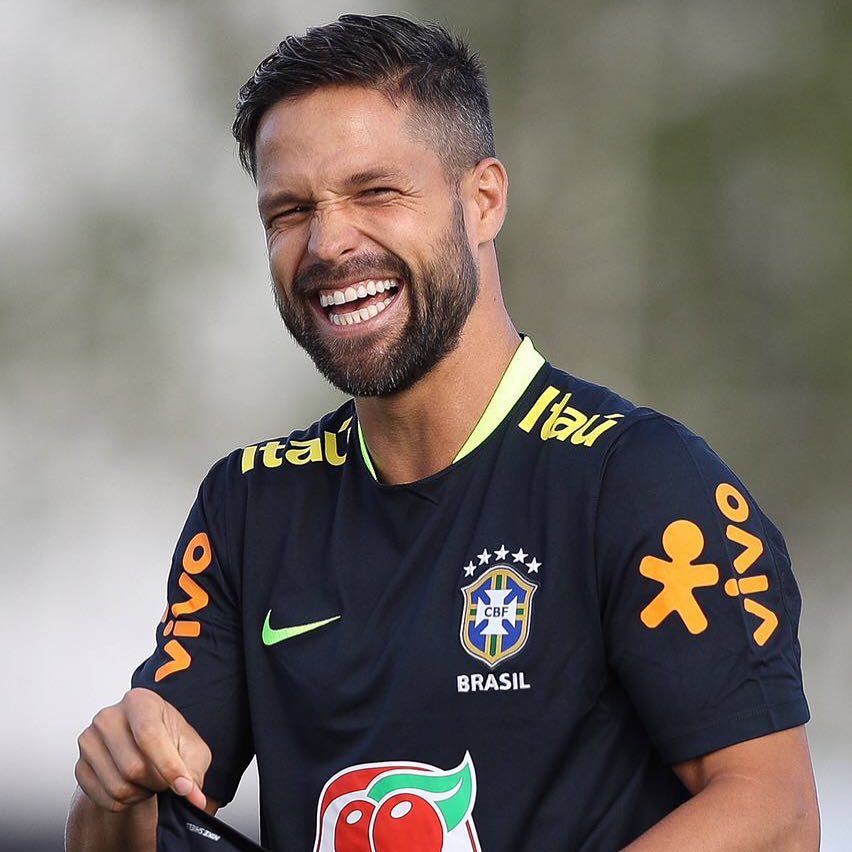 ribasdiego10's tweet photo. Essa foto traduz um pouco a minha sensação nesse momento. Feliz demais! Não existe esforço que seja em vão na busca dos nossos sonhos! 🔰 https://t.co/RonmDOzFUl