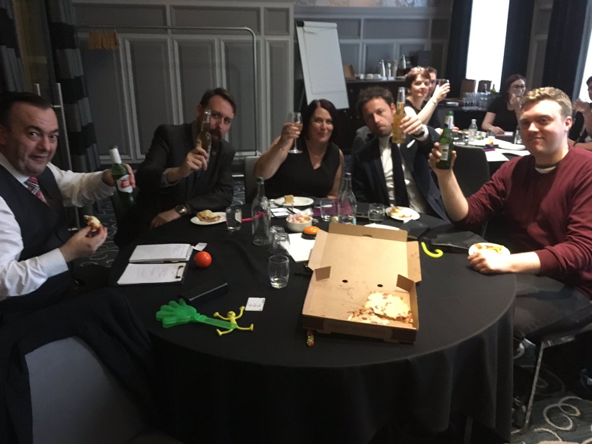 Pizzas at Grand Central Hotel because it's Friday. #pizzaplease@grandcentralmeetings