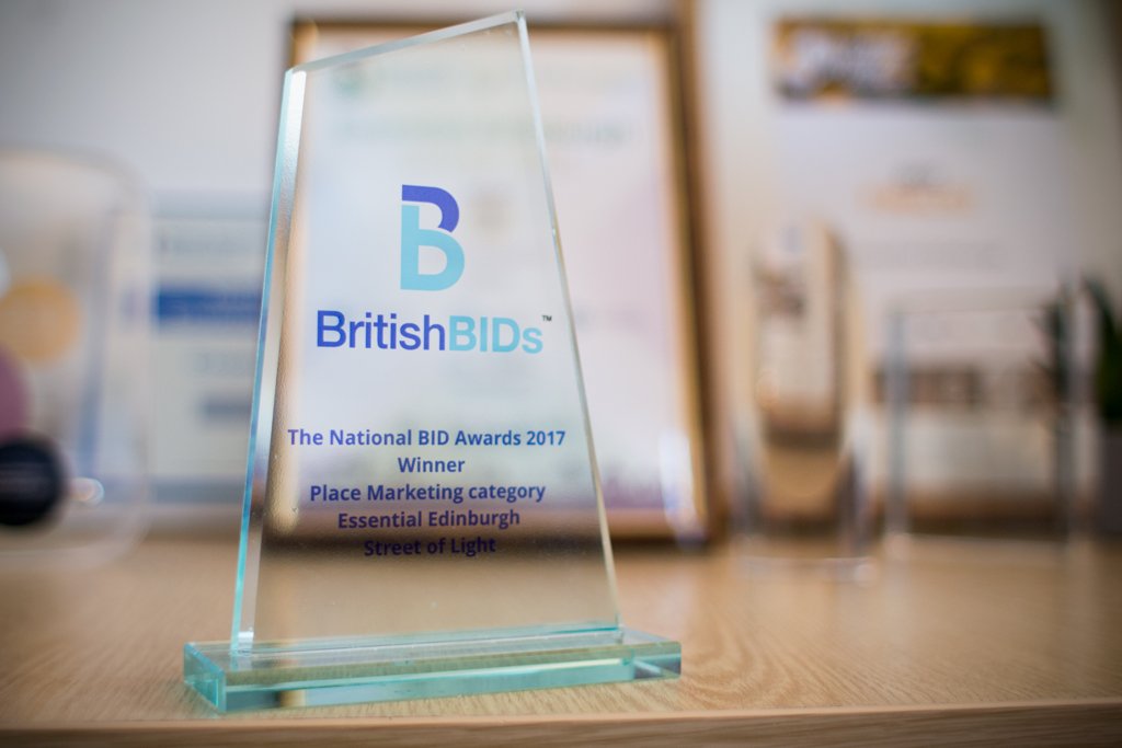 EssentialEdin's tweet photo. Delighted to have won the Place Marketing BID Award 2017 for our work with @UnderbellyLtd on #StreetOfLight. Thank you! #NBC17 @BritishBIDs https://t.co/QNJsEKi4l1