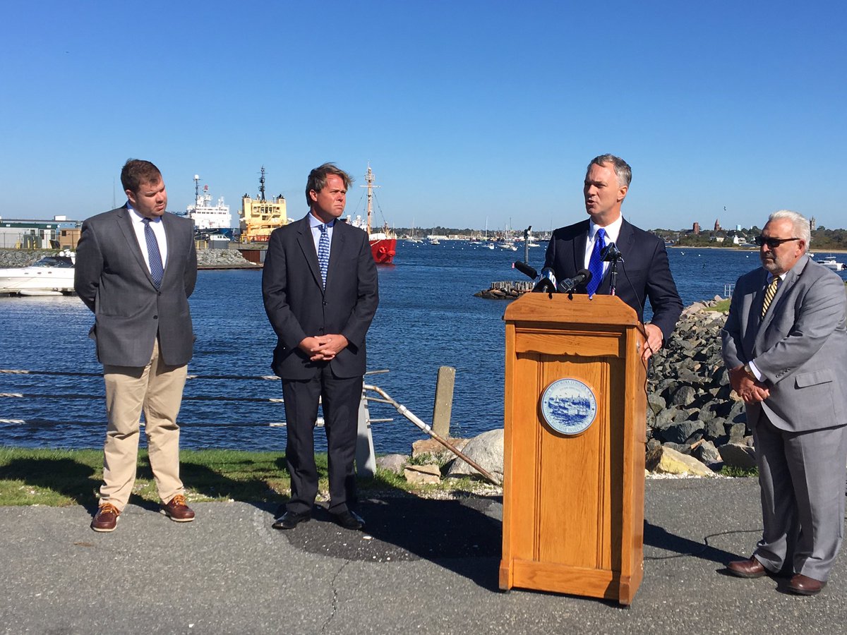 NewBedford_MA's tweet photo. Happening now: @NewBedford_MA selected by @DeepwaterWind as operations hub for planned #RevolutionWind #OffshoreWind project. https://t.co/CWvwHGCTNL