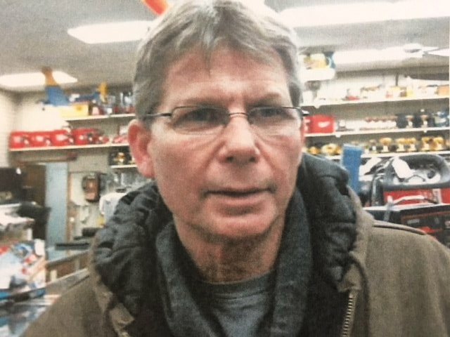 MeanStreetsOMA's tweet photo. WANTED: Police Searching For Stephen Prior, a 52 y/o W M 6' 0" Brown &amp; Blue, Wanted In Connection With Armed Rape &amp; Robbery.
(1/2) https://t.co/oG9ukTqkrE