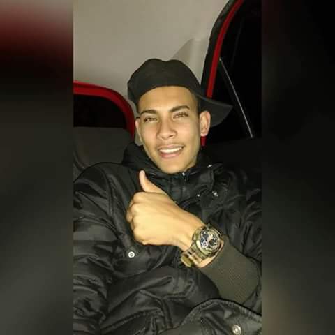 SeraConta's tweet photo. VAI COM DEUS IRMÃO QUE DEUS TE RECEBA DE BRAÇOS ABERTOS, NOS TE AMAMOS !!😭😭😭😭#ETERNOPV https://t.co/EMC9cHKtGx