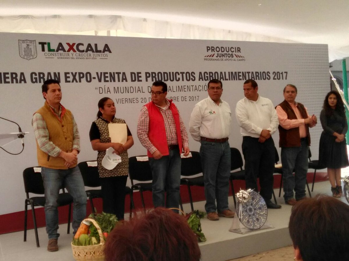 incarural's tweet photo. En Gran Expo-Venta de Productos Agroalimentarios 2017 Por SEFOA, Participa @Inca_Sur @SAGARPA_TLAX Aut. Mpales D.G de UTN-FAO y Agric.Urbana https://t.co/ufYFQHPAnv