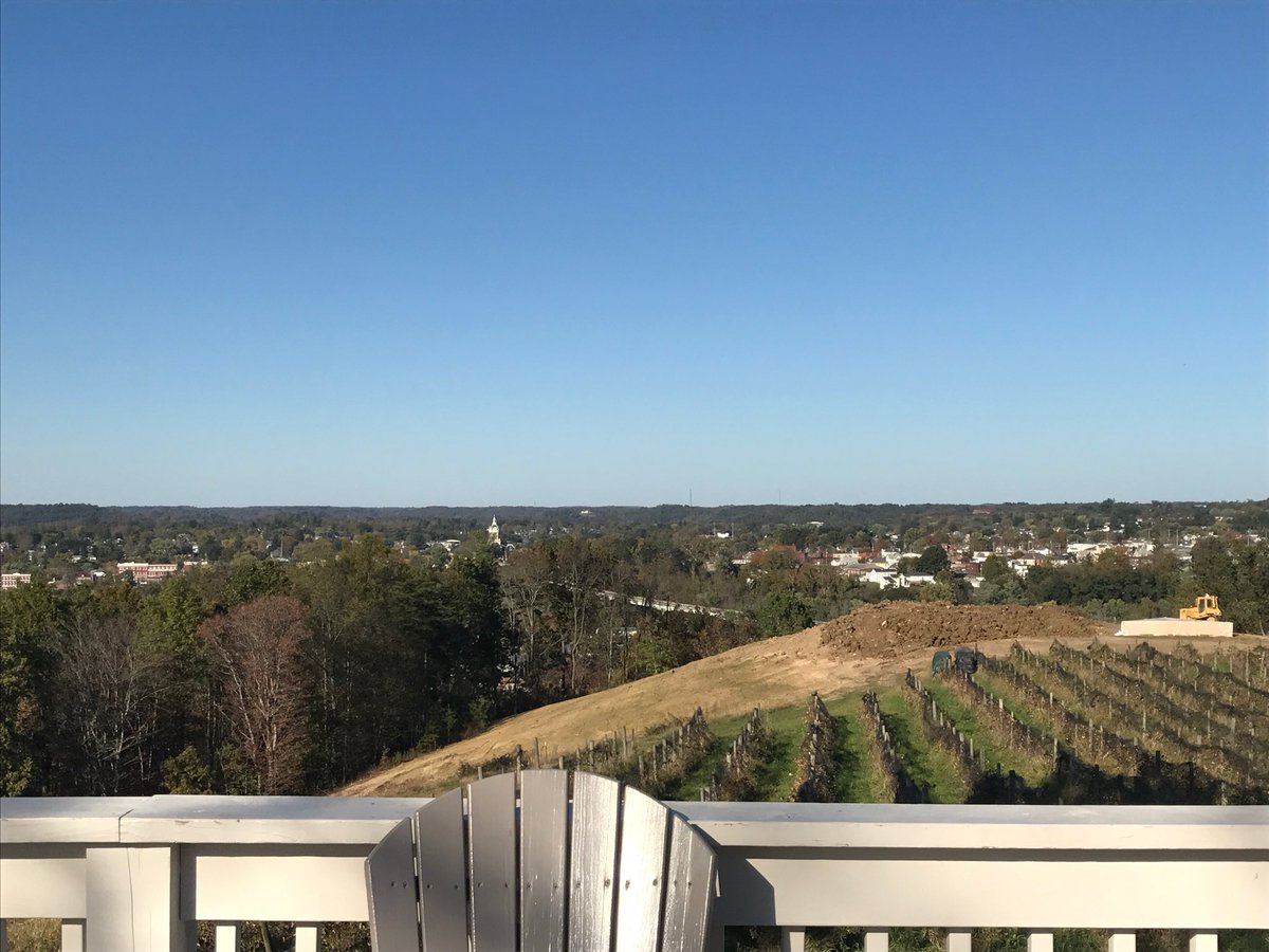 CHStweetcop's tweet photo. Georgetown winery Cambridge.    New favorite spot in Gernsey county https://t.co/vVxvegVwCn