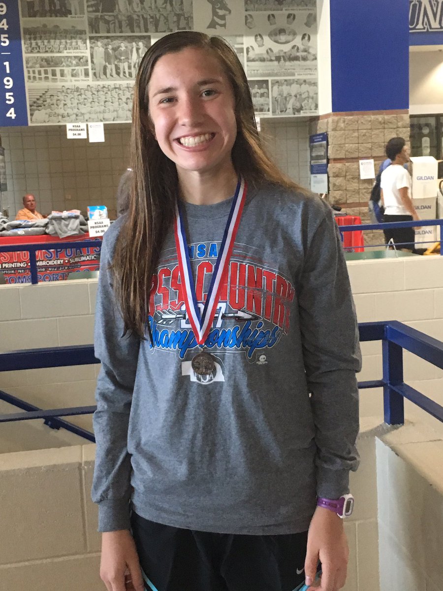 courtney_maas's tweet photo. Congratulations @aerdnaamla 12th place State medalist! So proud of you! @WayneSchools #wearewayne #bluedevilxc https://t.co/cJloucxyOw