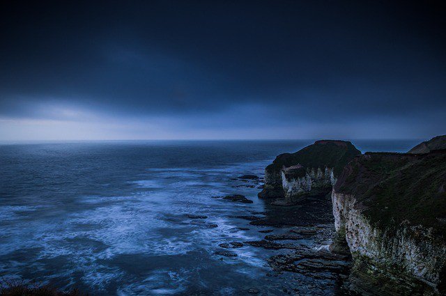 RurikoYamazaki's tweet photo. Photo By TimHill | Pixabay
#blue #cliffs #desperate #depressionhurts #depressionisreal #depressionmemes #depressionedit #depressions https://t.co/5H35VYe5sW
