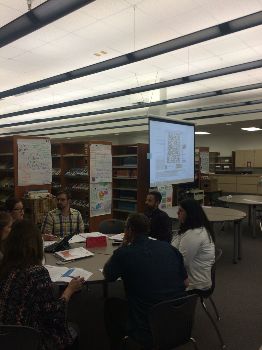 TheDeanPackard's tweet photo. Debrief central at the digital support training. @BCSTAR80 @DougSBoard #SpringBoardPL https://t.co/jcvZ2LpfyE