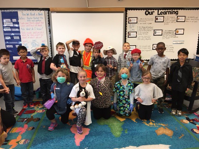 SaintHenrysJr's tweet photo. Our Future! #CareerDay #CareerFair #SkEducationWeek #BuildingOurFutureByLearningTogether #CatholicEdSk https://t.co/AeB7RPSlFC