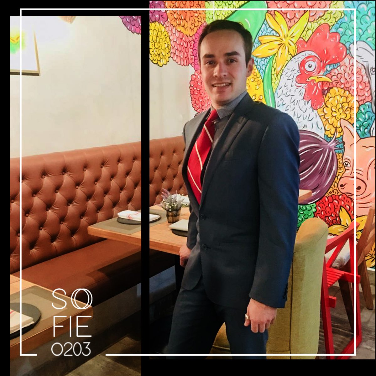 RestSofie203's tweet photo. Nuestro Gerente Ivan Torres los espera en #Sofie. #ComidaDeliciosa #cocinasinfronteras #restasofie #romanorte #orizaba203 https://t.co/Xm2tPippWK
