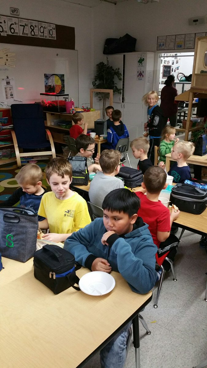 MrRJWhite's tweet photo. Stone Soup lunch today with our buddy groups to wrap-up Education Week 2017! #NESD #Brunswick #edupositive #EducationWeek2017 https://t.co/76QzrhUBVm