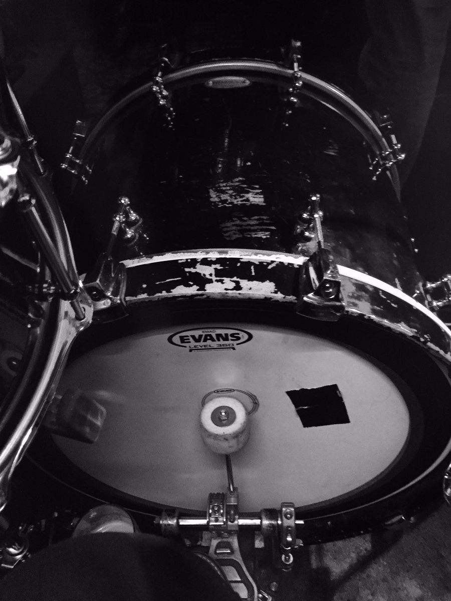Carltonturtle's tweet photo. Are you ready Luton ? @biblecodesunday @osheasbar https://t.co/LKyu0TR596