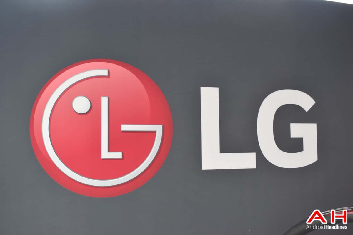 Androidheadline's tweet photo. LG &amp; Qualcomm Team Up On Connectivity For Self-Driving Cars https://t.co/T9Pi9pdUWm #Android #Google #news https://t.co/XVG50hXpKb
