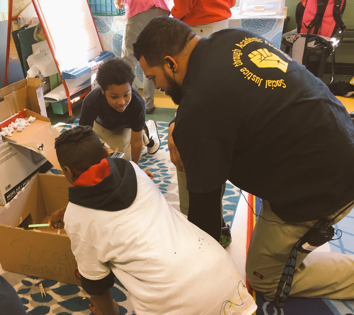 YoungAchBPS's tweet photo. 6th Grade Scholars design arcade! #WeAreYa @BostonSchools @SeanGu3Leads #STEAM https://t.co/GZzR5JOpyR
