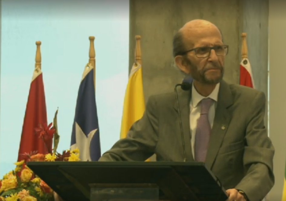 CorteIDH's tweet photo. Panel II. Migrantes y Pueblos Indígenas y Tribales
Presentación del Juez Eduardo Vio Grossi, Corte IDH. https://t.co/Zj0tCmK8y7  #58PES https://t.co/a62L8WqITP