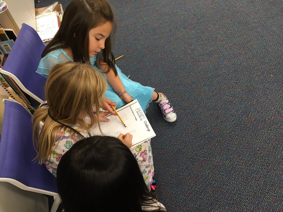 D59Brentwood's tweet photo. It's #STEAM Friday in @room704_crew....1st gr Engineers drawing designs before building their bridge #D59LEARNS @DrMikeMerritt https://t.co/uXxKkTPydA