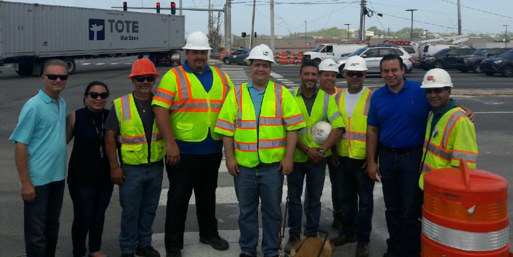 VillafanePR's tweet photo. Junto al alcalde @ramonluisrivera y el secretario del @dtop @contreraspr  reabriendo la PR-177 https://t.co/aElNFhrRi5