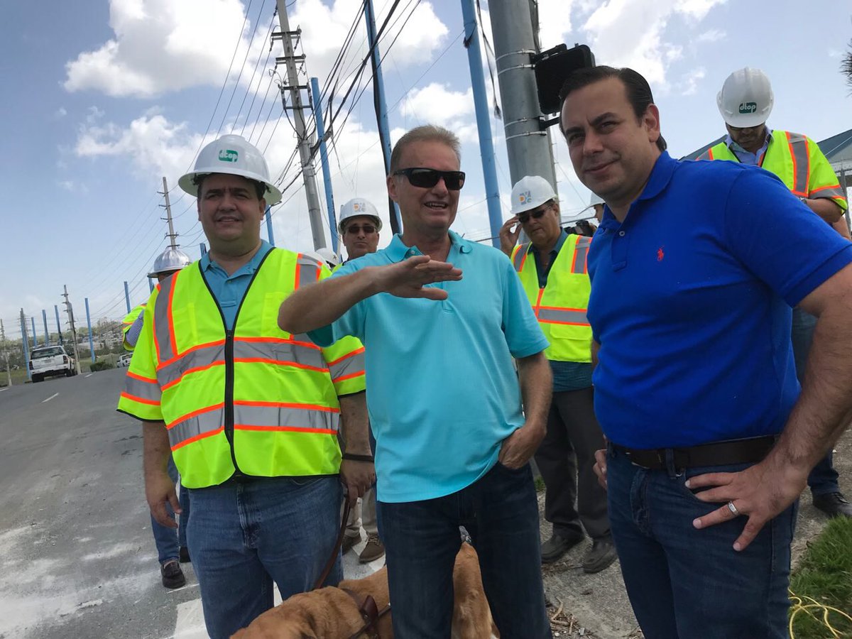 VillafanePR's tweet photo. Junto al alcalde @ramonluisrivera y el secretario del @dtop @contreraspr  reabriendo la PR-177 https://t.co/aElNFhrRi5