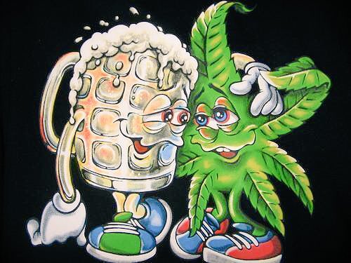 jhazzywolf's tweet image. @TheDroLounge is a place to smoke, drink, and enjoy good music. Hope to see you all at the next one 🥇💨

What artist would you wanna see ?