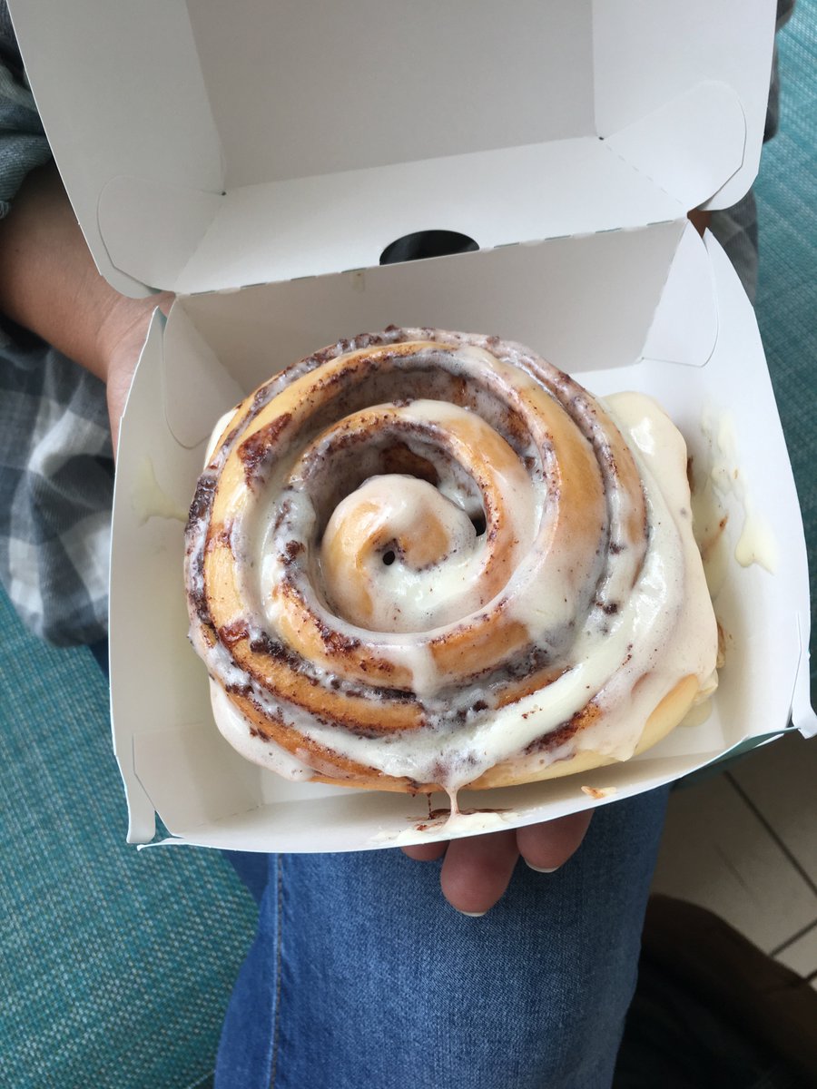 Cinnabon's tweet photo. Why ya gotta dough me like that? https://t.co/2guXrFKA7Y