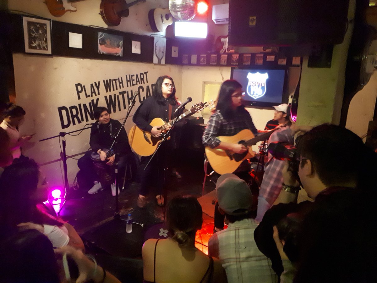 overoctoberph's tweet photo. .@BenAndBenMusic setting up now!!! Ready na kami for the feels..... ❤ #OverOctoberfest https://t.co/Mrqizhv9Ob