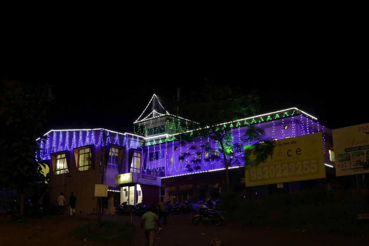 KonkanRailway's tweet photo. Thivim station wears a festive look as Konkan Railway observes पर्यटन पर्व, @RailMinIndia https://t.co/W3XY8k7mb6
