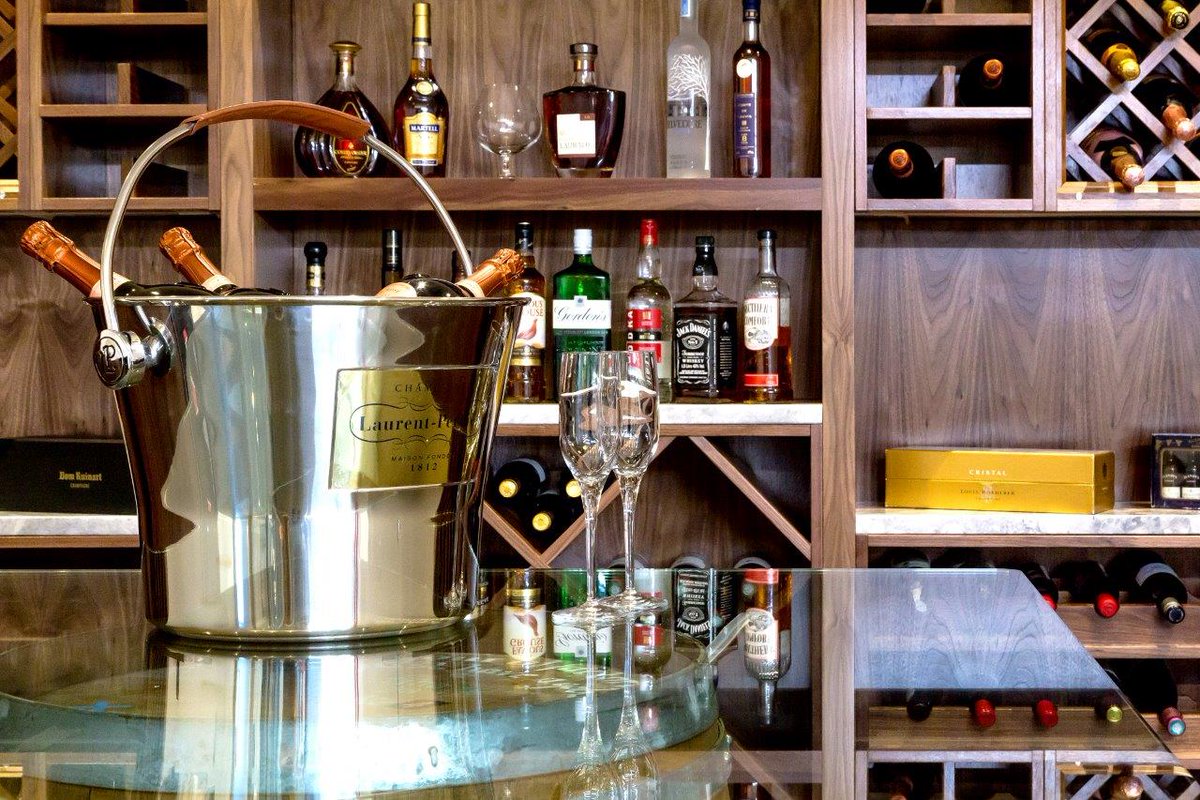 PediniLondon's tweet photo. Loving #Wine rooms #luxury ! #CharlesYorke  https://t.co/3GhQ4oFRRu https://t.co/z8gWZ4VGsY